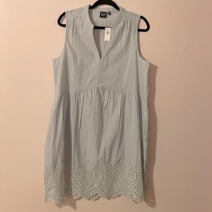 BNWT. Gap dress size medium tall.